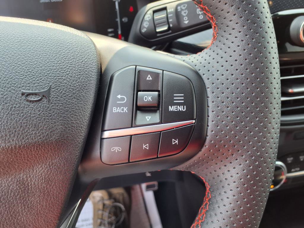 Certified 2024 Ford Escape ST-Line image 18