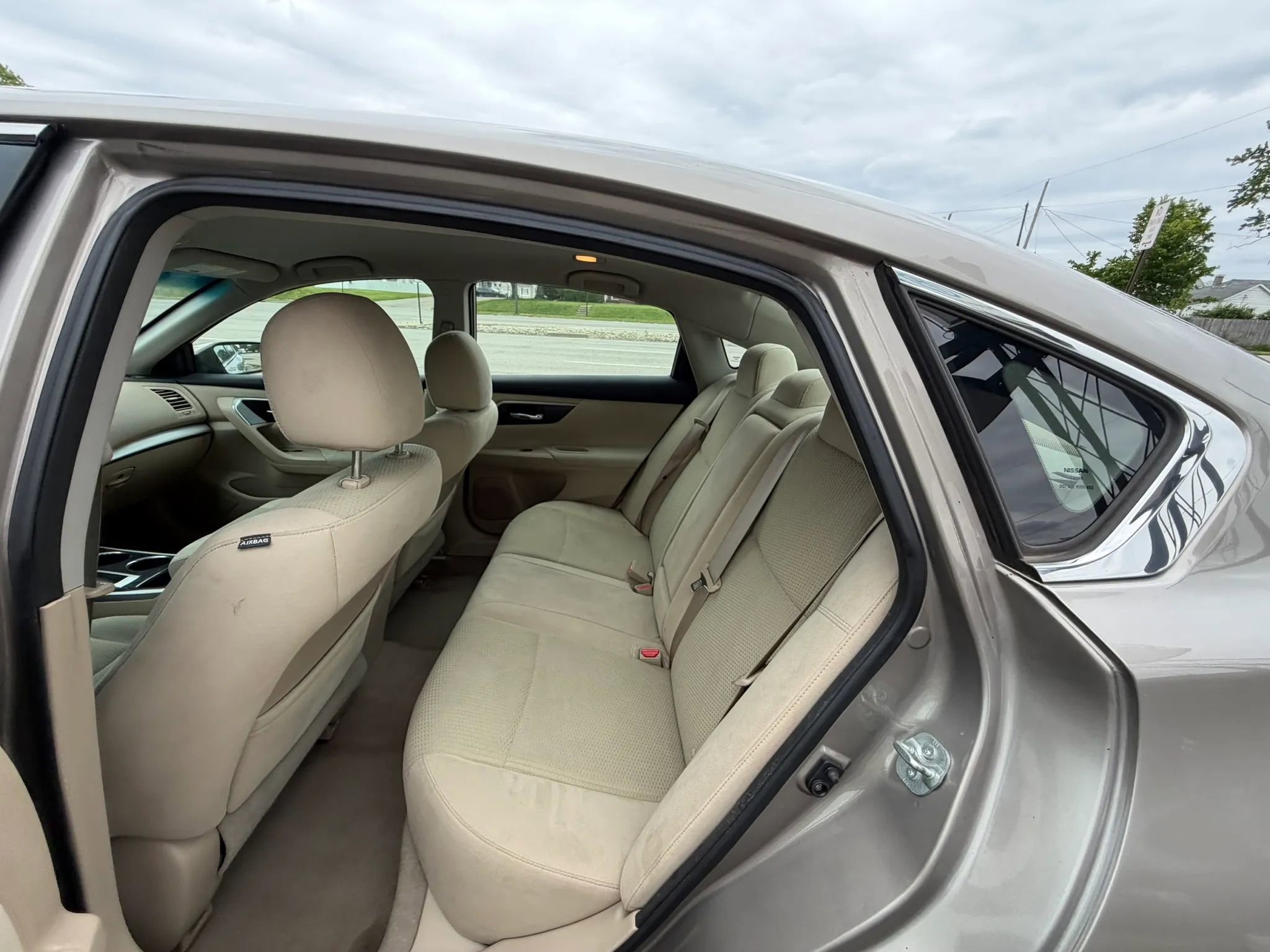 Used 2014 Nissan Altima 2.5 S w/ Display Audio Package FWD image 17