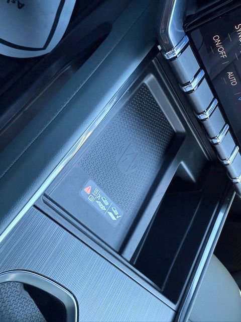 New 2026 GMC Acadia AT4 w/ LPO, Floor Liner Package image 29