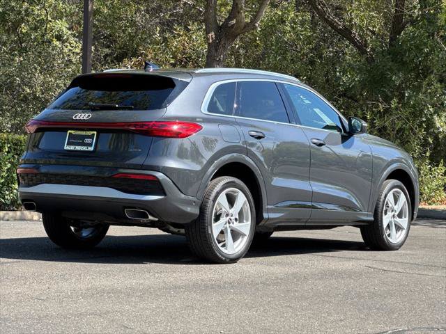 Certified 2025 Audi Q5 Premium w/ Premium Plus AWD/4WD image 5