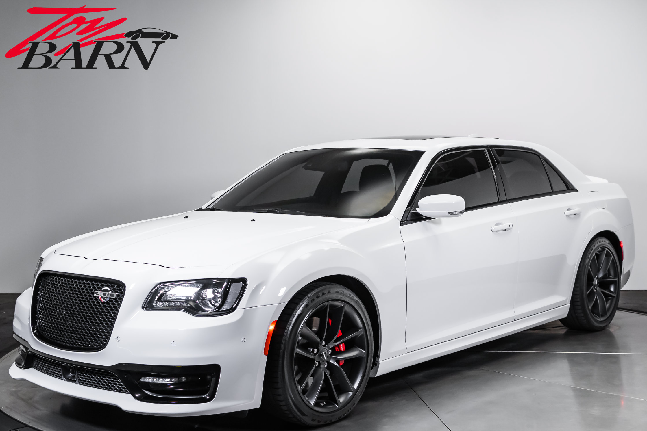 Used 2023 Chrysler 300 C