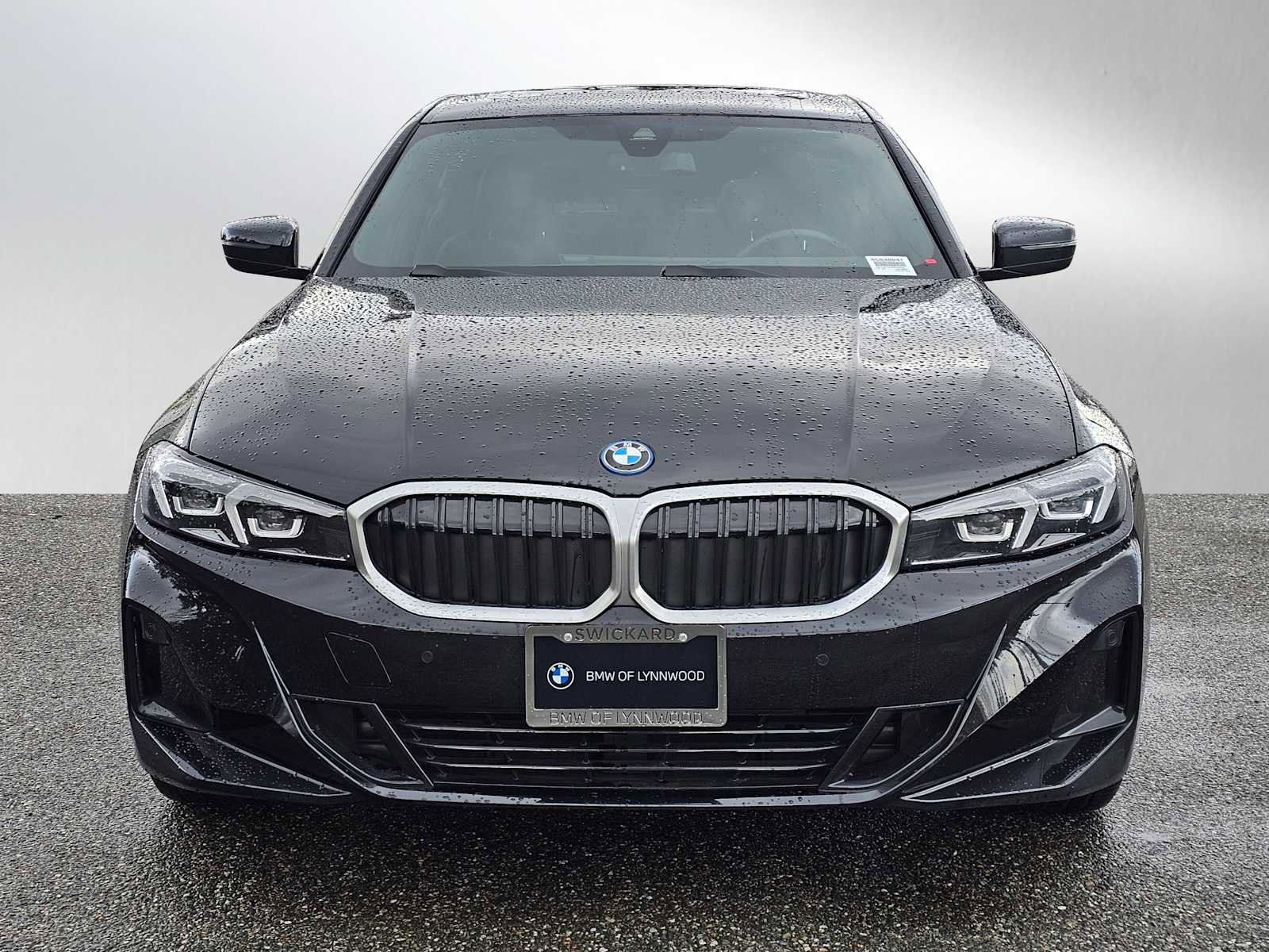 Used 2023 BMW 330e w/ Driving Assistance Package image 8