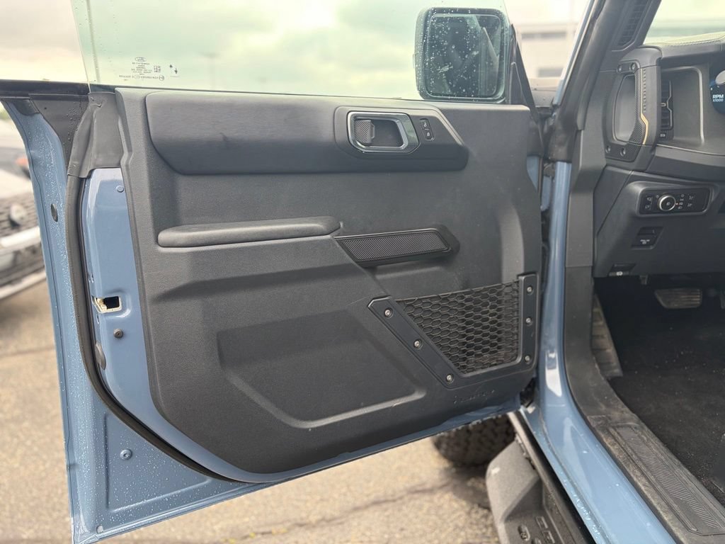Used 2025 Ford Bronco Badlands AWD/4WD image 17