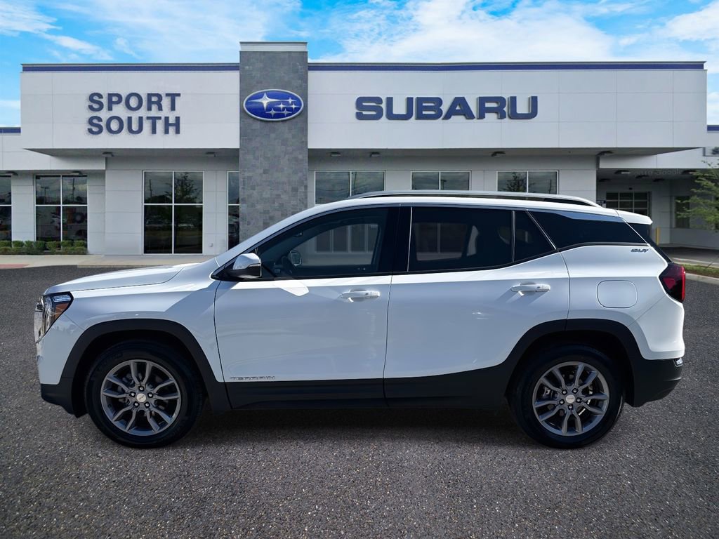 Used 2024 GMC Terrain SLT image 7