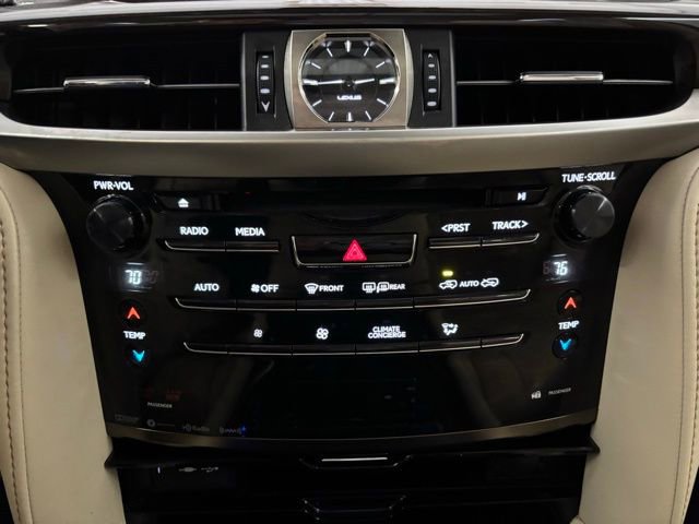 Used 2018 Lexus LX 570 4WD image 21