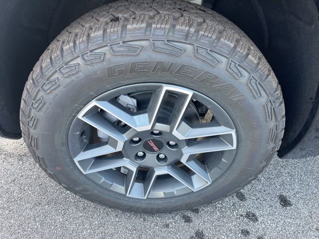 New 2026 GMC Terrain AT4 w/ Convenience Package III image 10