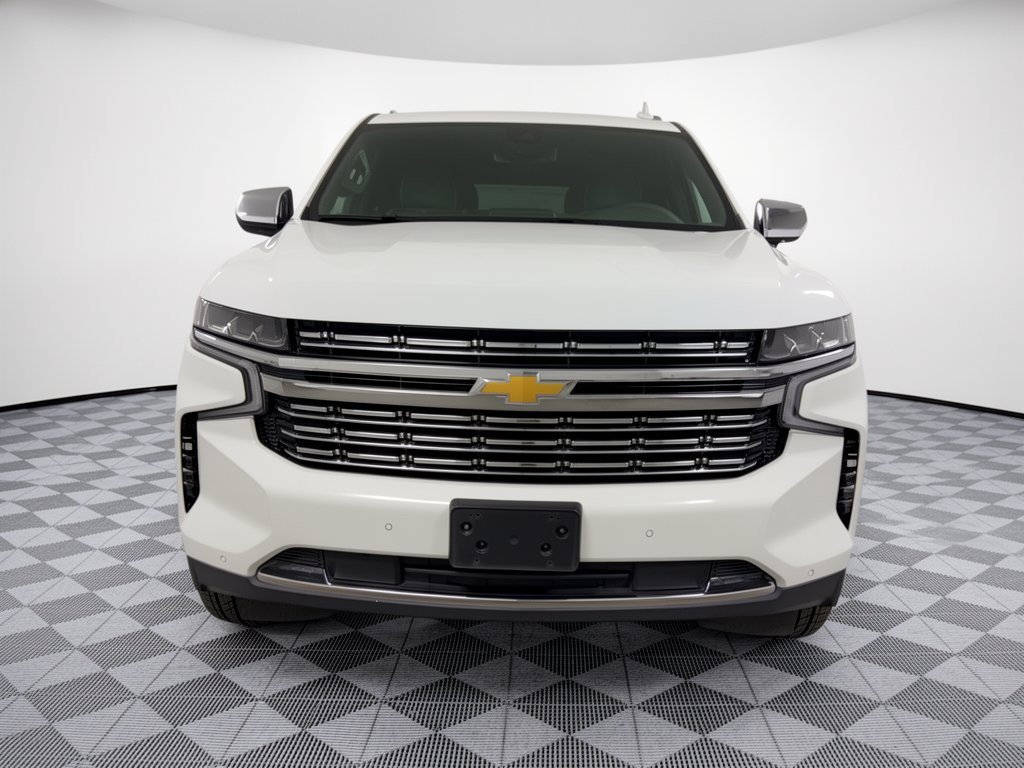 Used 2024 Chevrolet Suburban Premier RWD image 6