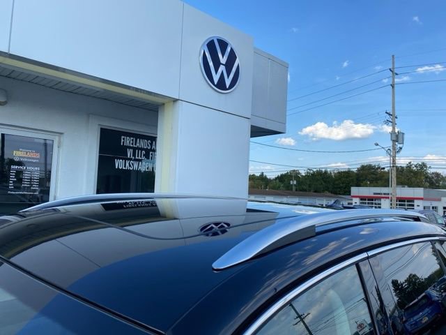 New 2025 Volkswagen Tiguan SE image 14