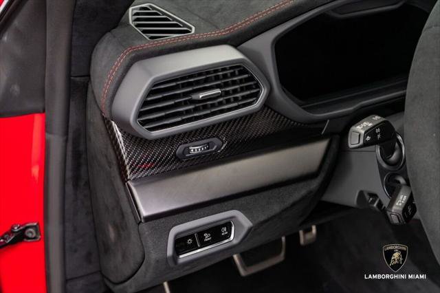 Used 2023 Lamborghini Urus Performante image 34