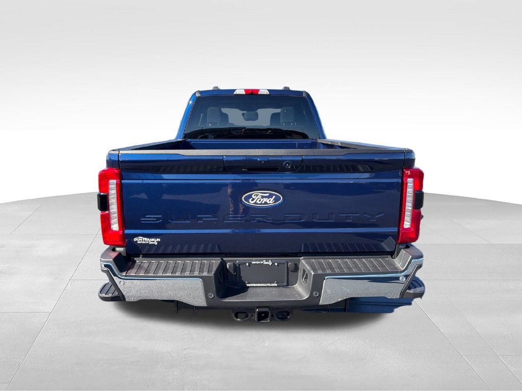 New 2027 Ford F250 XLT w/ XLT Premium Package AWD/4WD image 4