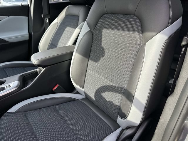Used 2024 Buick Envista Preferred w/ Advanced Safety Package FWD image 19