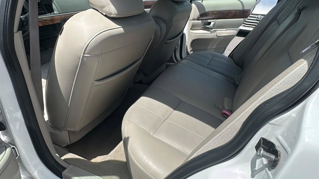 Used 2009 Mercury Grand Marquis LS RWD image 26