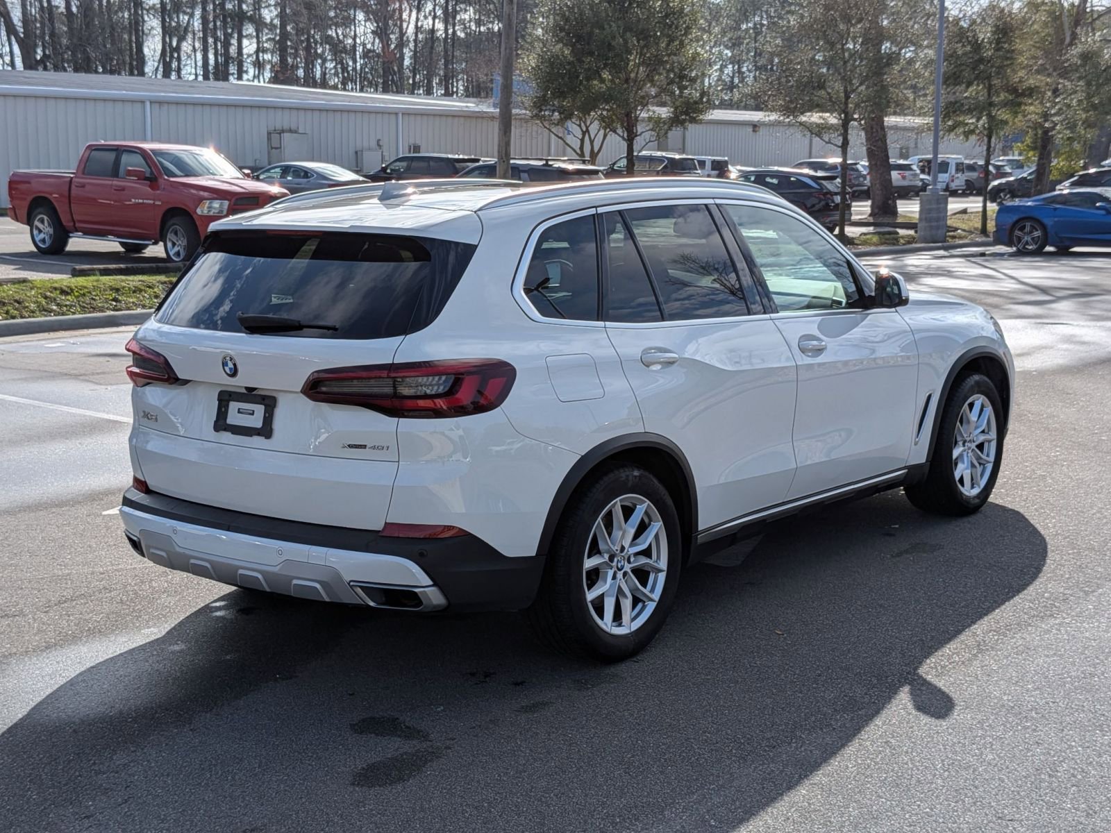 Used 2021 BMW X5 xDrive40i w/ Convenience Package image 3