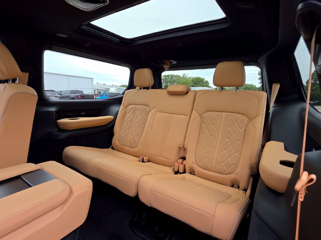 New 2027 Jeep Grand Wagoneer Summit AWD/4WD image 22