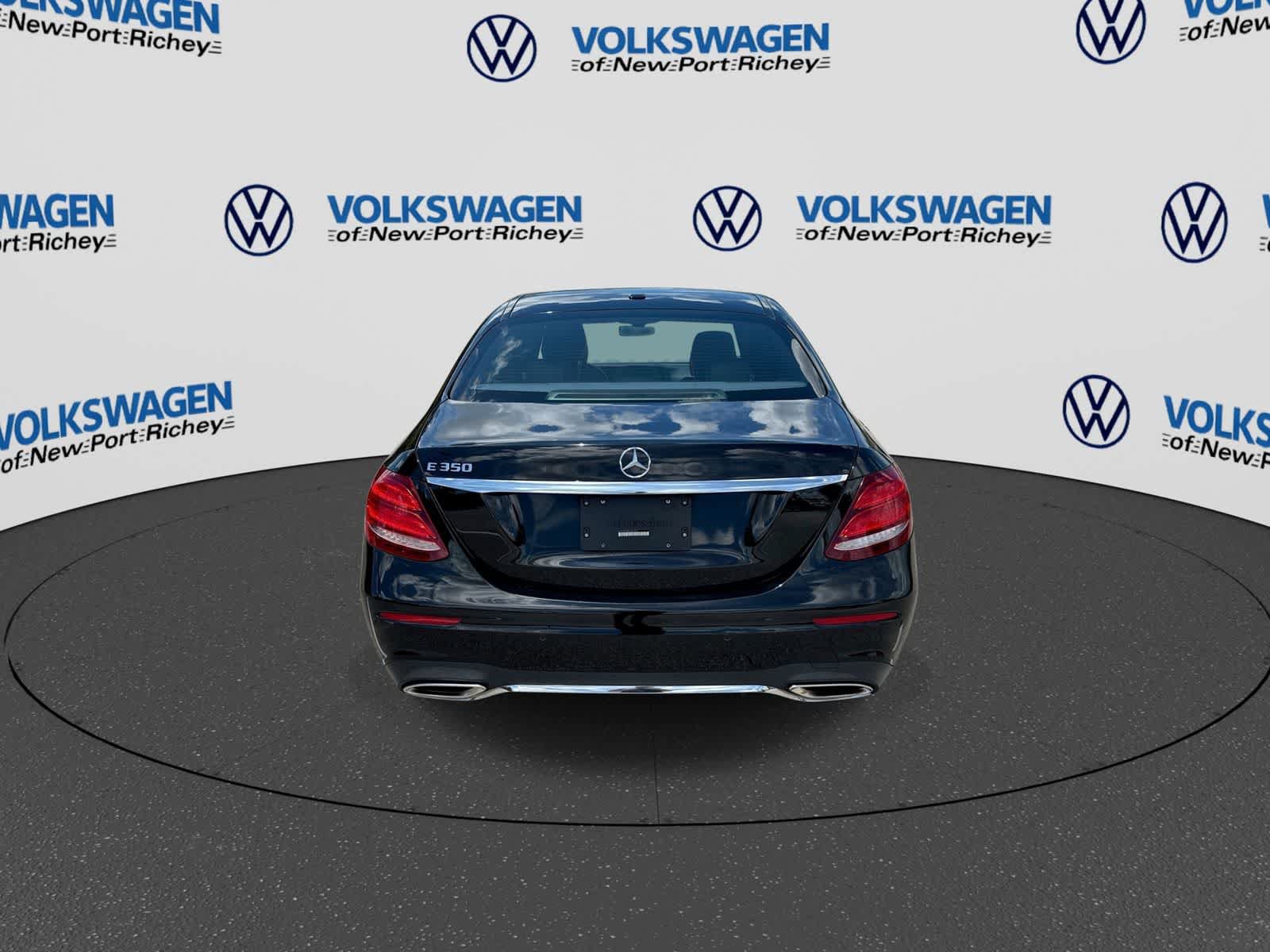 Used 2020 Mercedes-Benz E 350 Sedan image 13