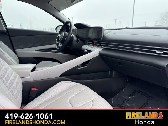 Used 2023 Hyundai Elantra Limited FWD image 30