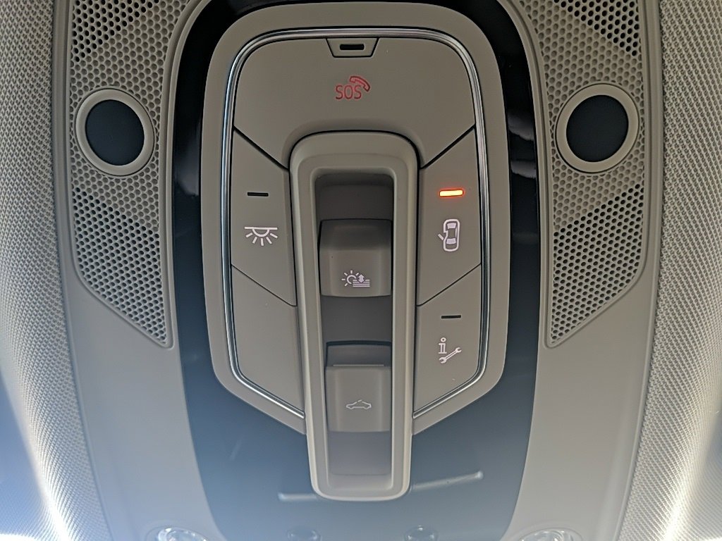 Used 2018 Audi Q5 2.0T Premium Plus w/ Premium Plus Package image 31