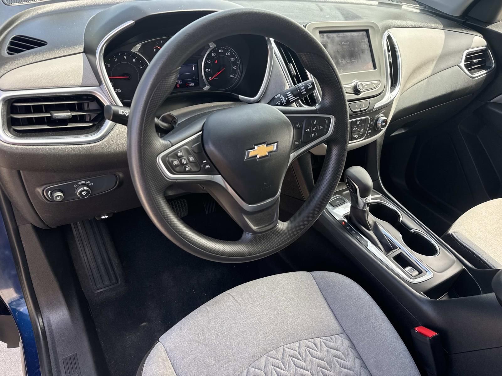 Used 2022 Chevrolet Equinox LT AWD/4WD image 17