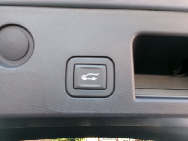 Used 2026 Chevrolet Equinox LT w/ Convenience Package II FWD image 16