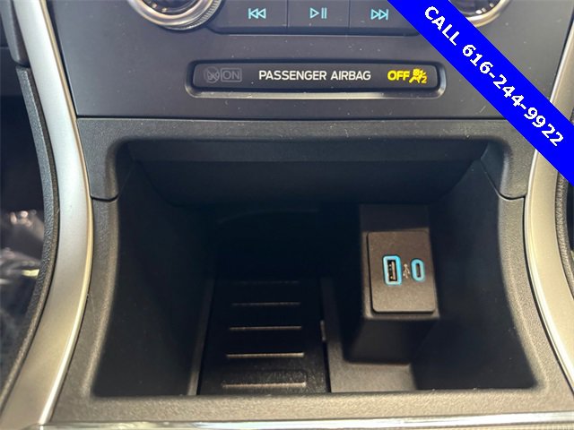 Used 2022 Ford Edge SEL w/ Convenience Package image 18