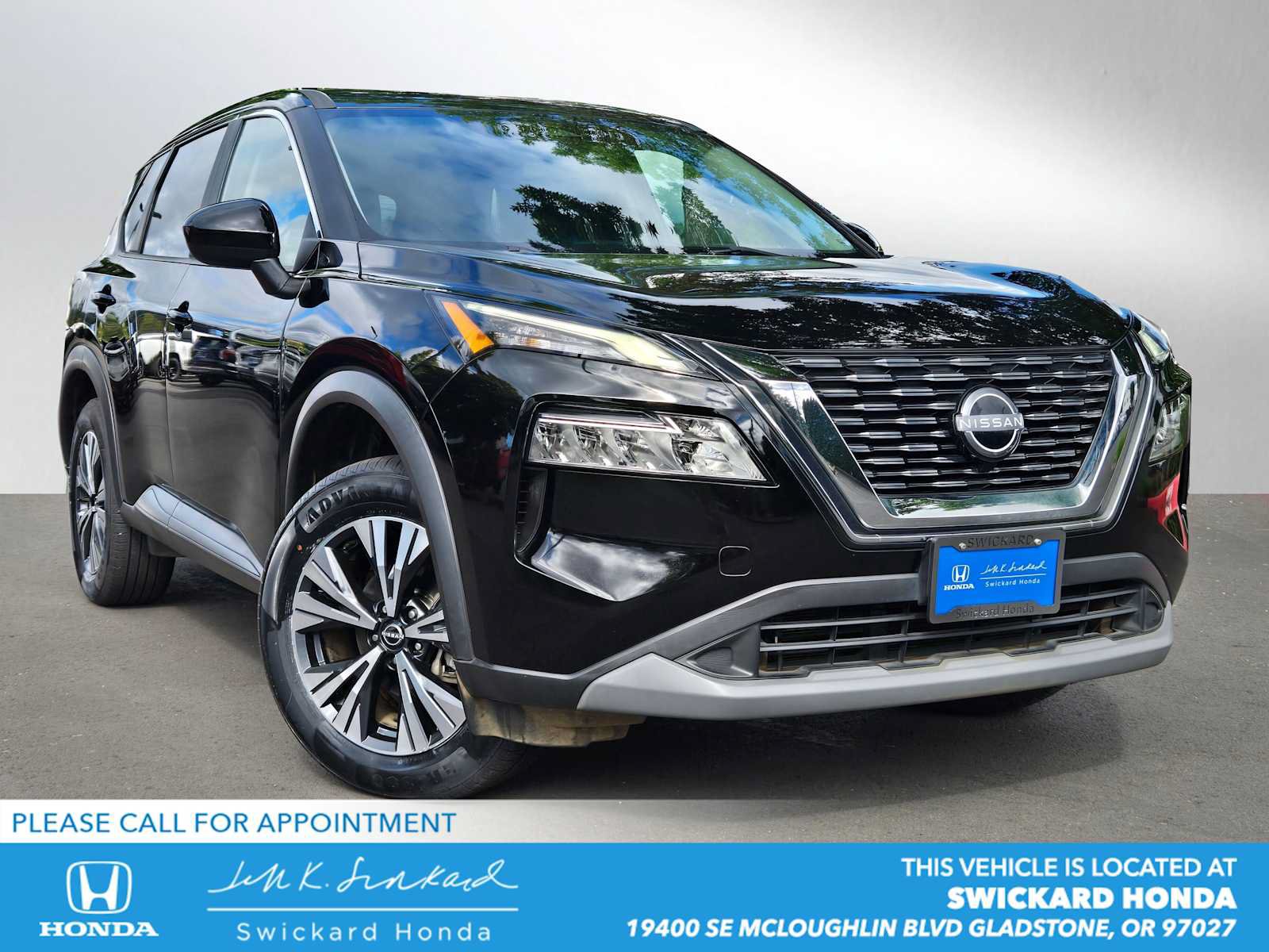 Used 2023 Nissan Rogue SV FWD image 1