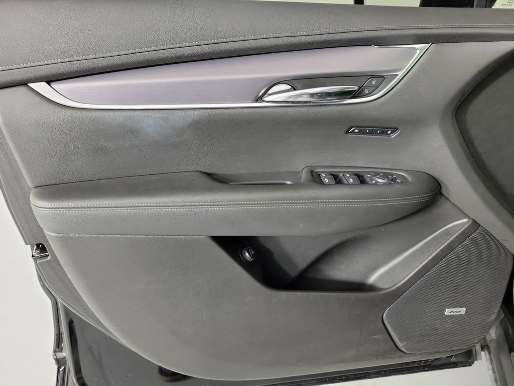 Used 2024 Cadillac XT6 Luxury w/ LPO, Floor Liner Package AWD/4WD image 21