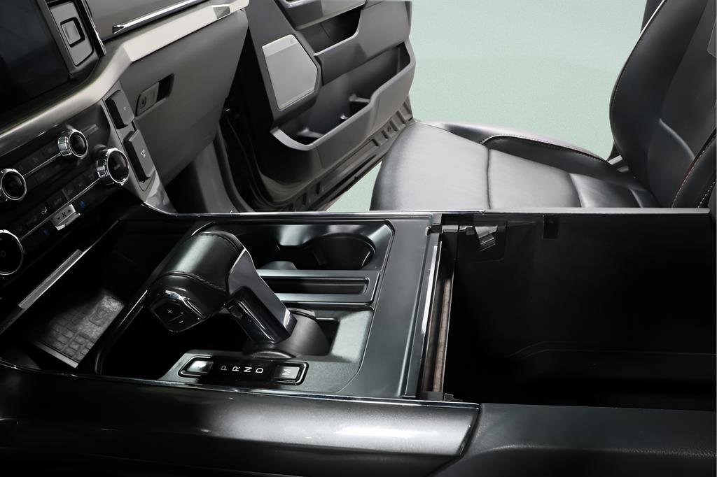 Used 2022 Ford F150 Lariat w/ Equipment Group 502A High image 19