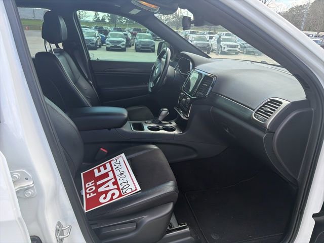 Used 2020 Jeep Grand Cherokee Altitude image 13