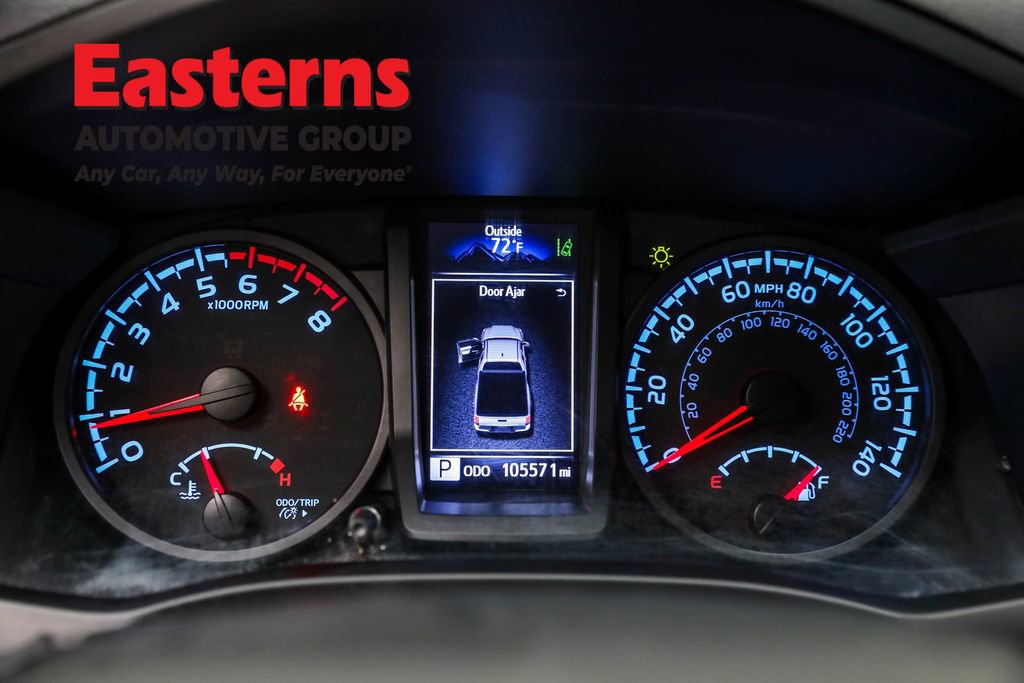 Used 2022 Toyota Tacoma SR image 17