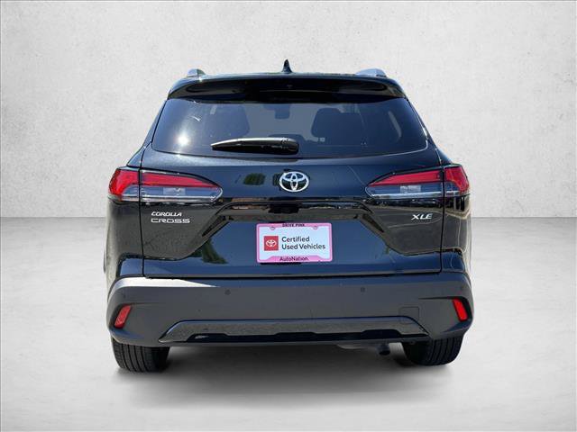 Certified 2025 Toyota Corolla Cross XLE FWD image 6
