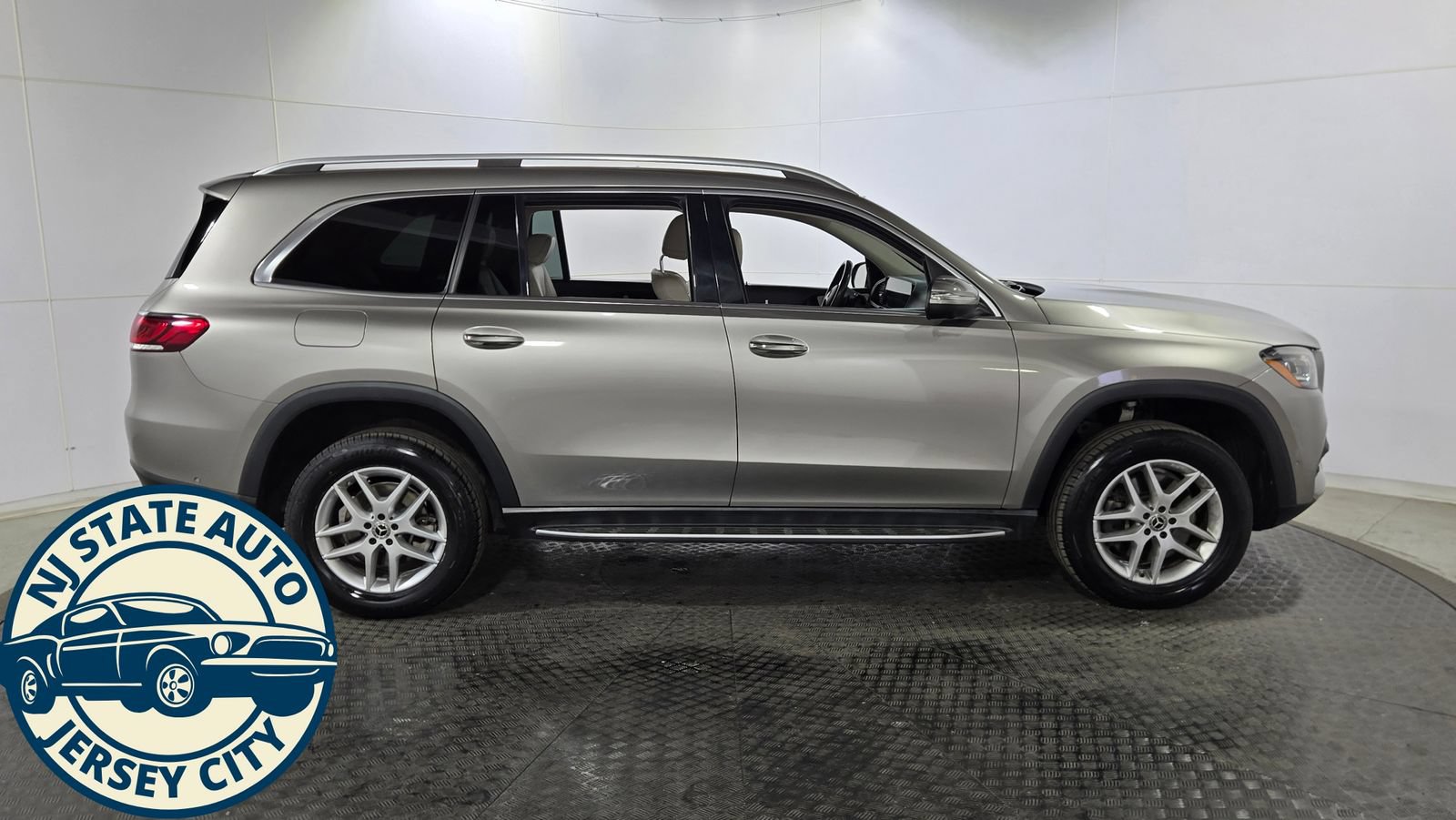 Used 2020 Mercedes-Benz GLS 450 4MATIC image 8
