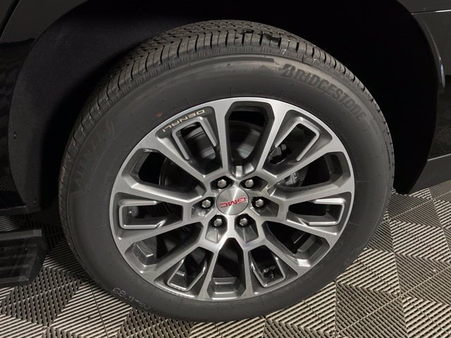 New 2026 GMC Yukon Denali w/ Denali Reserve Package AWD/4WD image 50