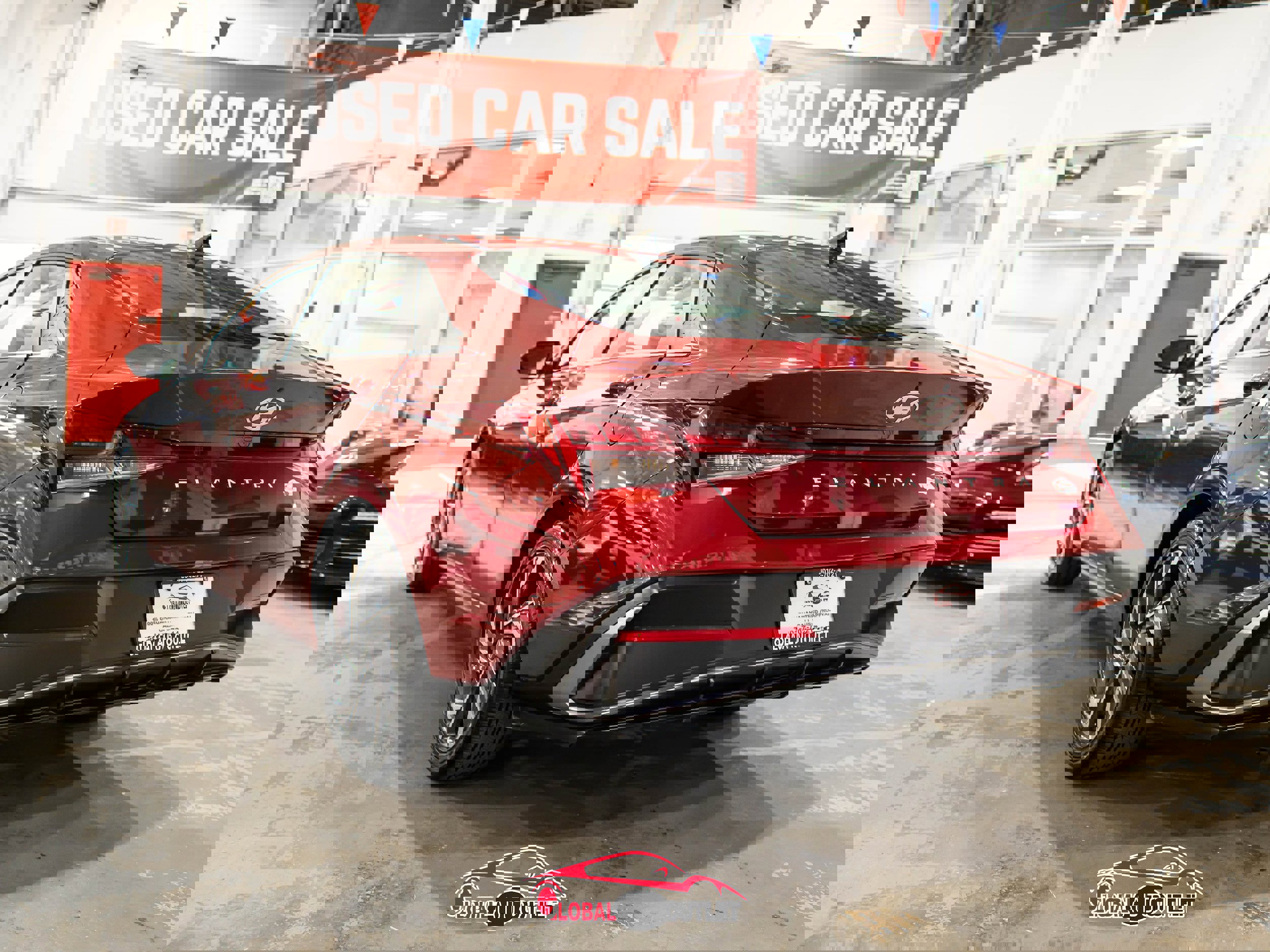 Used 2025 Hyundai Elantra SEL image 5