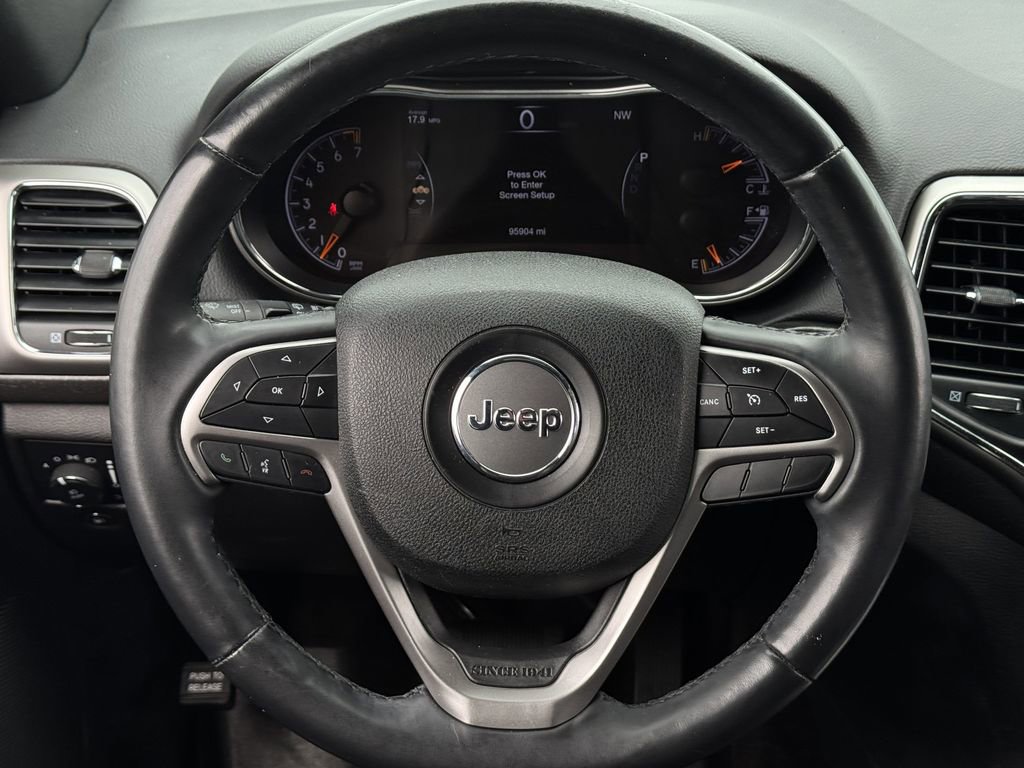 Used 2018 Jeep Grand Cherokee Altitude RWD image 12