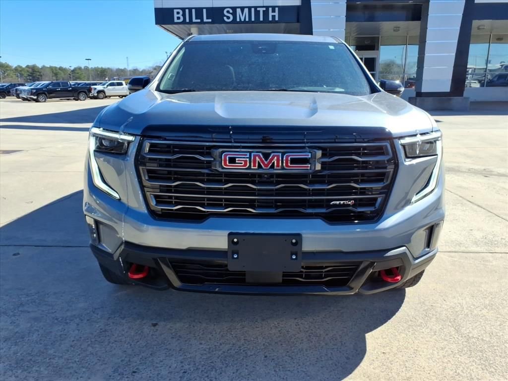 Used 2025 GMC Acadia AT4 w/ Luxury Package image 2