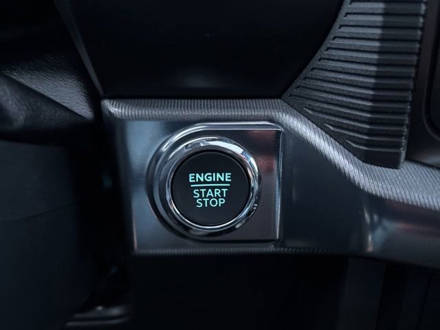 Used 2025 Ford F150 Lariat w/ Equipment Group 502A High image 28