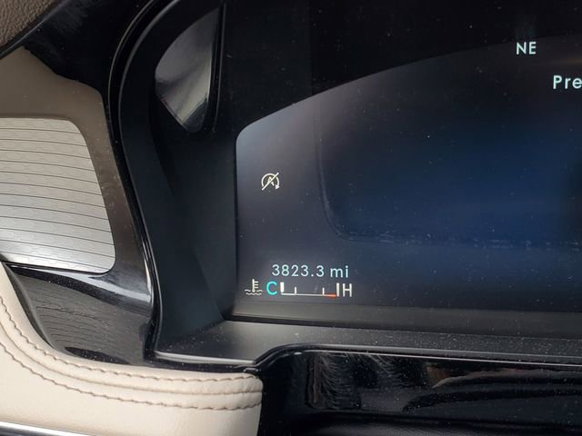 Certified 2024 Lincoln Corsair AWD w/ Equipment Group 101A image 14