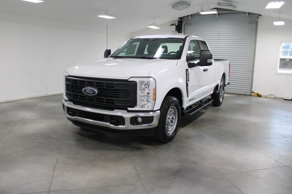 New 2026 Ford F250 XL image 3