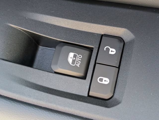 New 2026 Jeep Grand Cherokee L Laredo AWD/4WD image 31