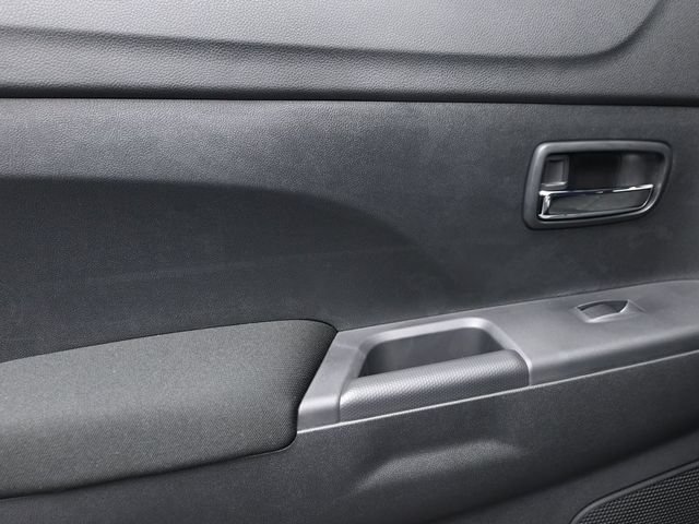 New 2026 Mitsubishi Outlander Sport LE AWD/4WD image 15