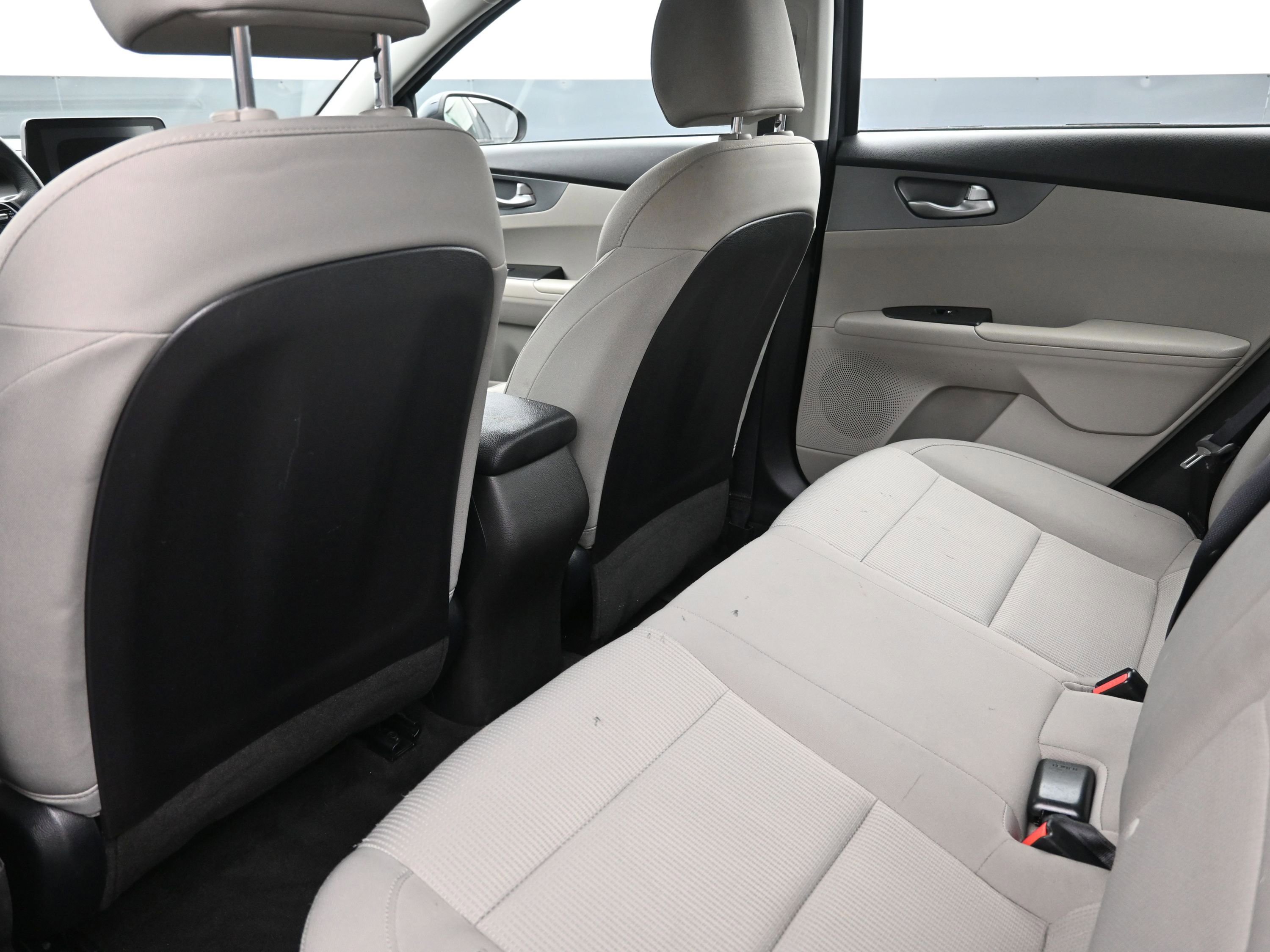 Used 2020 Kia Forte LXS FWD image 21