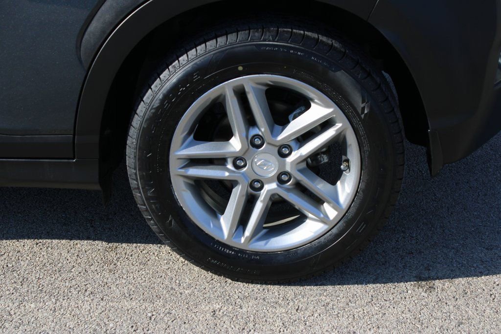 Used 2020 Hyundai Kona SE w/ Cargo Package FWD image 27