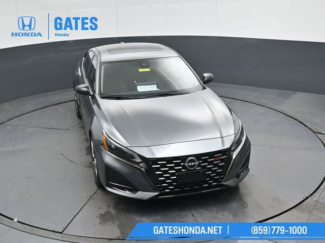 Used 2023 Nissan Altima 2.0 SR image 44