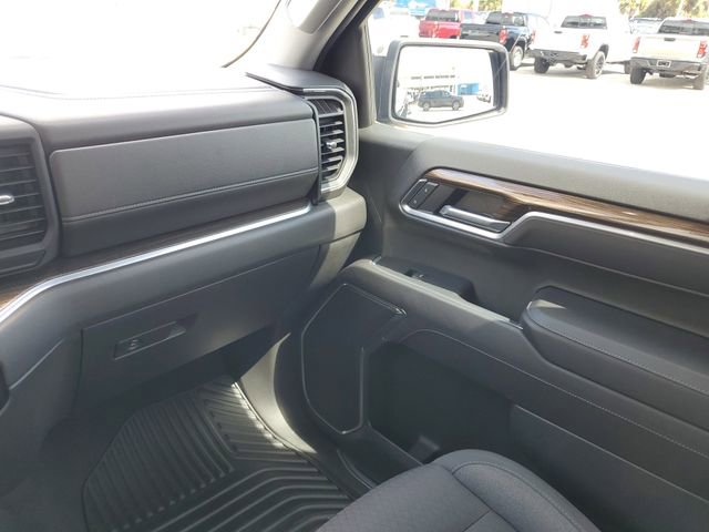 Used 2022 Chevrolet Silverado 1500 LT image 9