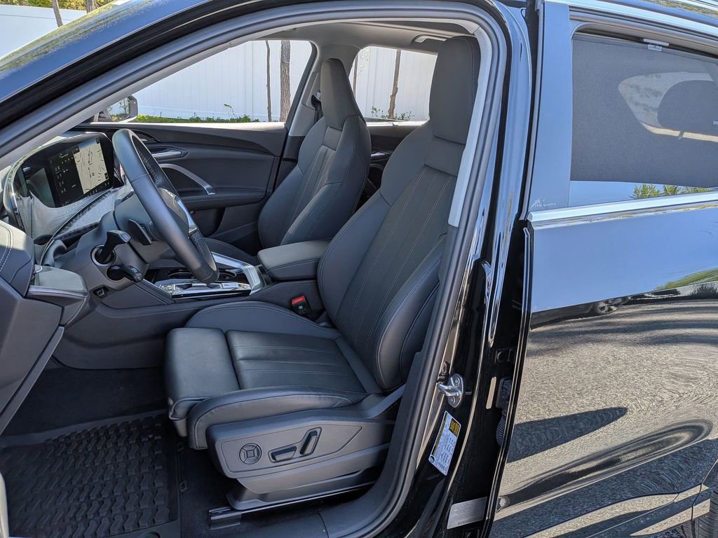 Used 2025 Audi Q5 Premium Plus w/ Premium Plus AWD/4WD image 8