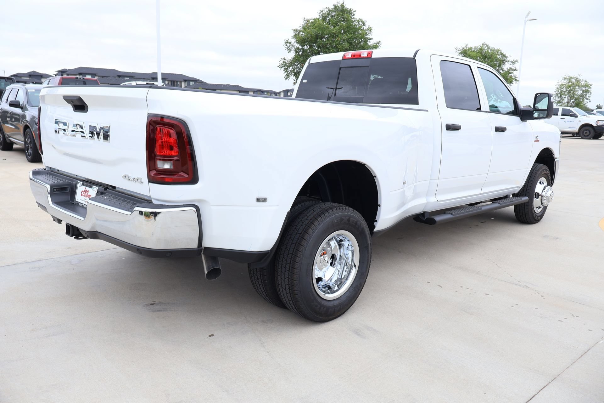 New 2026 RAM 3500 Tradesman AWD/4WD image 20
