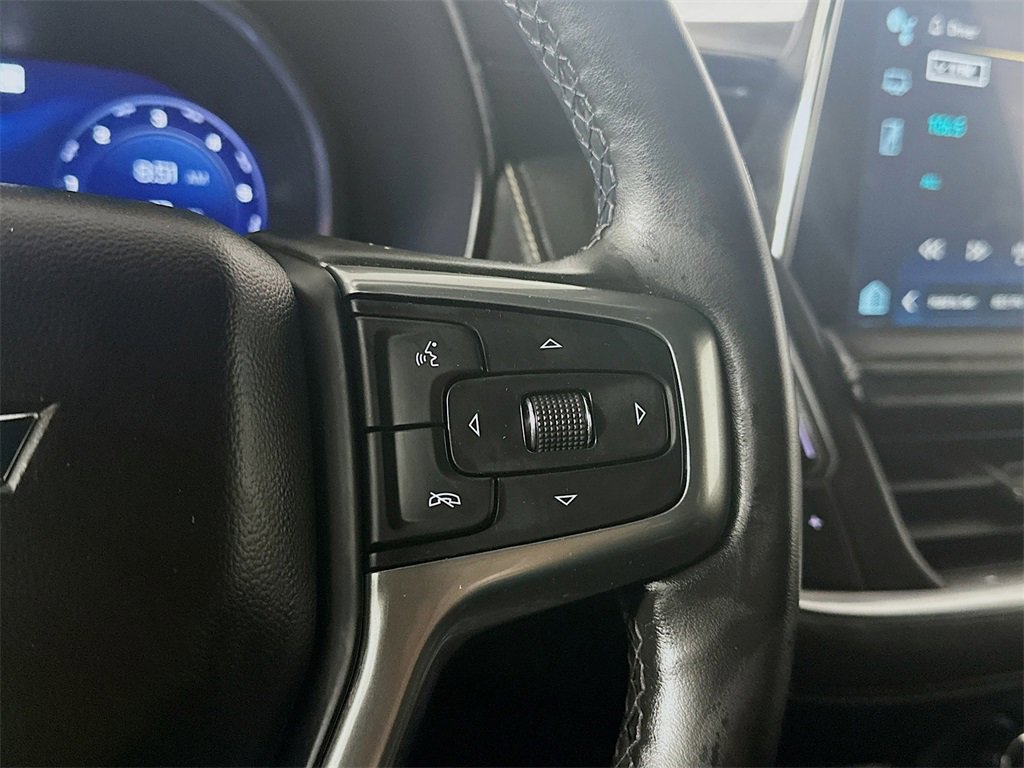 Used 2023 Chevrolet Suburban Premier image 26