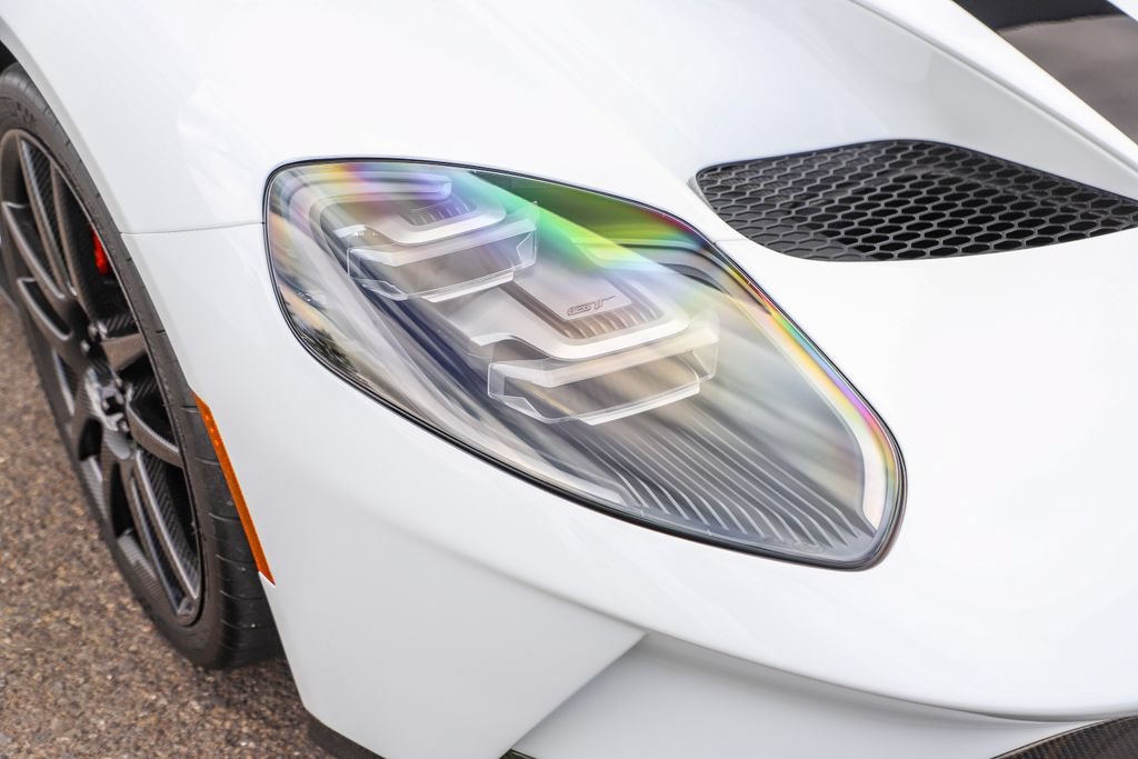 Used 2017 Ford GT RWD image 39