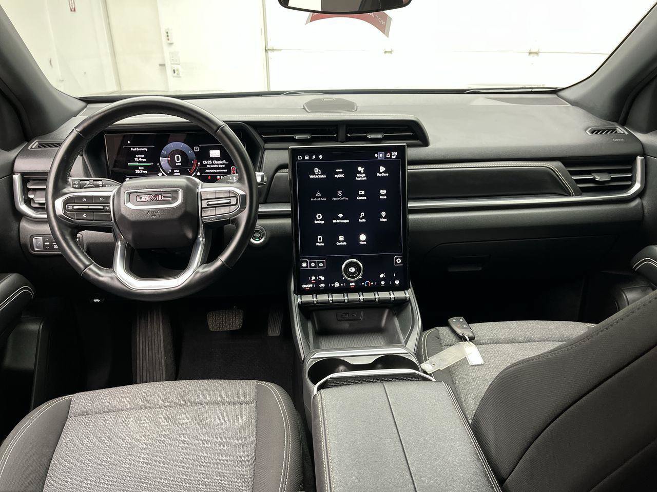 Certified 2025 GMC Terrain Elevation AWD/4WD image 4