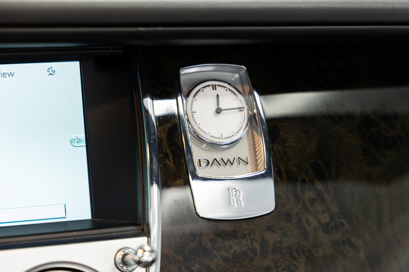 Used 2017 Rolls-Royce Dawn RWD image 29